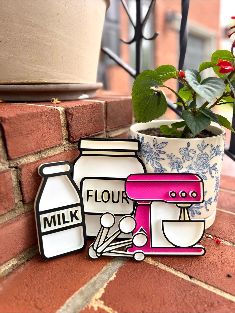 Kitchen Baking Mini Sensory Tray Set - Pink Mixer, Milk & Flour